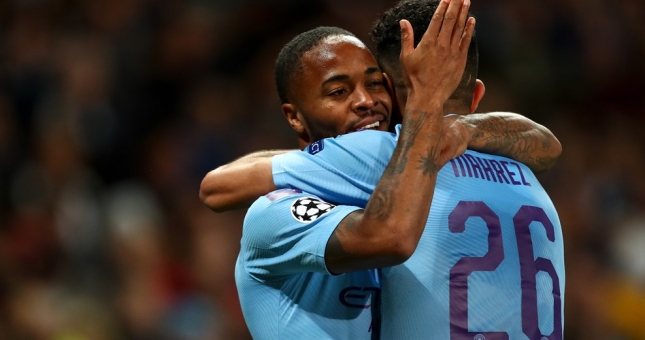 Man City vất vả hạ gục đội bóng tí hon trên sân nhà