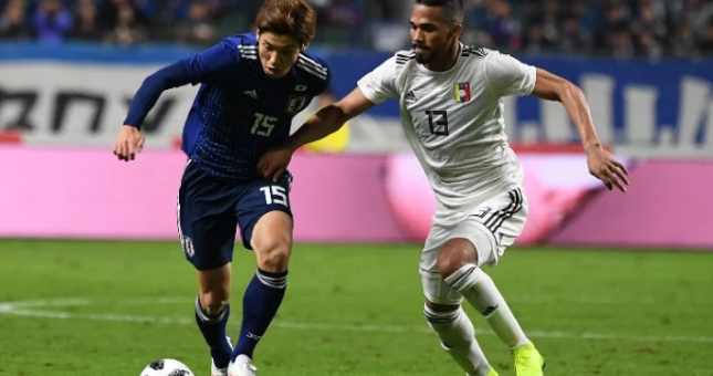 Đại gia châu Á thua tan nát trên sân nhà