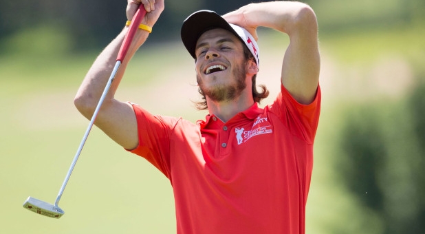 VIDEO: Bale đánh golf ngay giữa buổi tập của Real Madrid