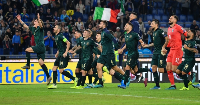 Những sự kiện bóng đá quốc tế đáng chú ý nhất năm 2020