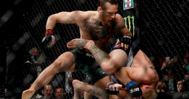 VIDEO: McGregor tái xuất hoàn hảo, hạ đối thủ trong 40 giây