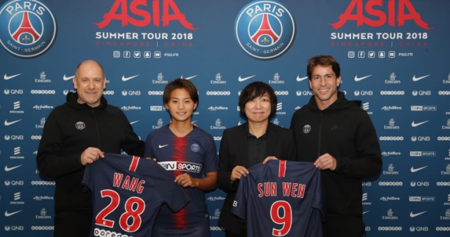 Ngôi sao của ĐT Trung Quốc bị bỏ rơi ở Vũ Hán