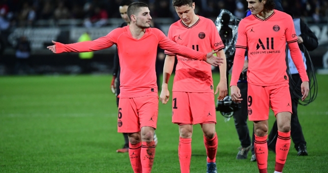 PSG bị cầm hòa với kịch bản điên rồ