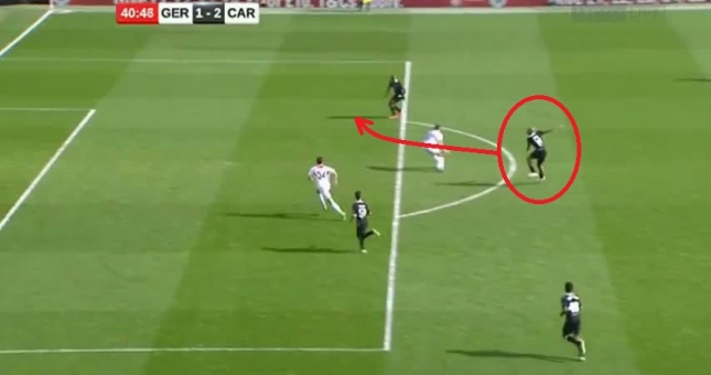 VIDEO: Henry kiến tạo bằng chân trụ lừa cả hàng thủ đối phương