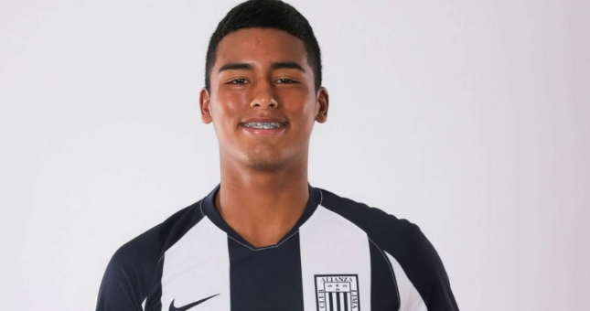 CHÍNH THỨC: Man City chiêu mộ thành công 'Dani Alves mới'