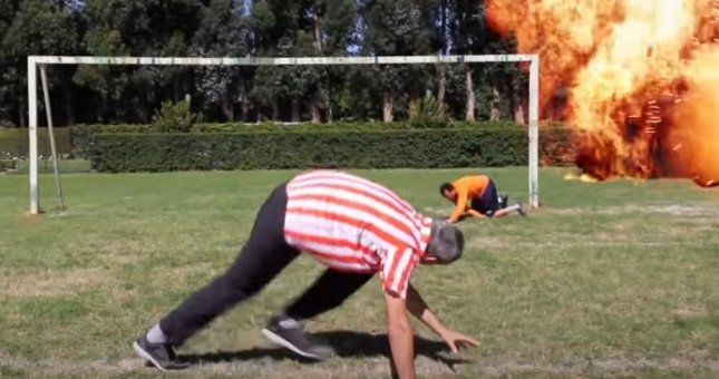 VIDEO: Cú sút penalty phá hoại nhất thế giới