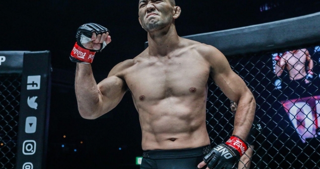 Những võ sĩ MMA lừng danh ‘bước ra’ từ anime