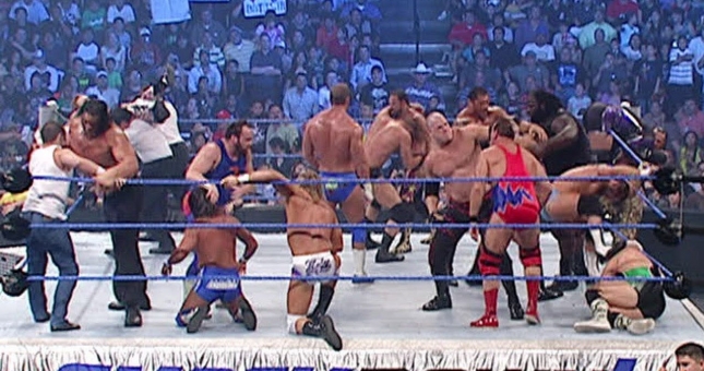 20 siêu đô vật hỗn chiến tranh đai vô địch WWE