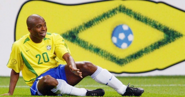 Nhà vô địch World Cup tự nhận giỏi hơn Messi, Ronaldo & Neymar