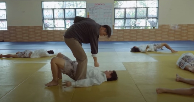 'Diệp Vấn Việt Nam' một mình hạ gục 10 đối thủ