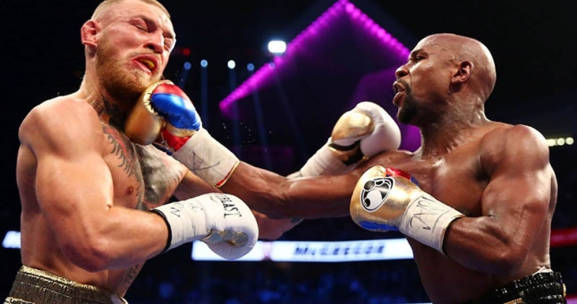 'Độc cô cầu bại' Mayweather hạ gục McGregor ở trận chiến lớn nhất lịch sử