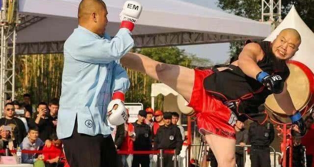 VIDEO: Bại tướng của Từ Hiểu Đông thua thảm trước 'Lỗ Trí Thâm' như tấu hài