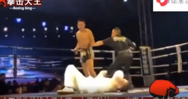 VIDEO: Sinh viên thượng đài hạ gục võ sư Thái Cực sau 5 giây