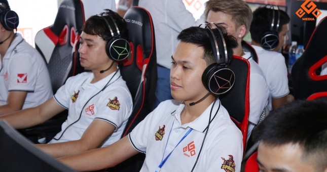 Chim Sẻ Đi Nắng vô địch tuyệt đối ở AOE 9 chum All Star 2020