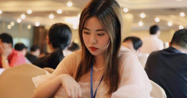 Đào Thuỷ Tiên mang đến cái kết đẹp trong cuộc so tài với hotgirl Trung Quốc