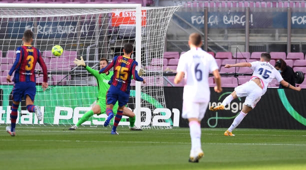 Chấm điểm Barca 1-3 Real Madrid: Điểm 10 cho Zidane