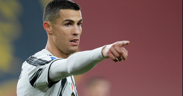 Ronaldo ra quyết định cuối cùng, chọn xong CLB sẽ khoác áo?