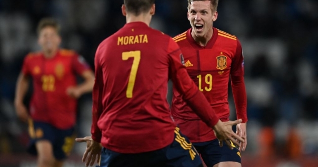 Tây Ban Nha giành trọn 3 điểm nhờ siêu phẩm phút bù giờ