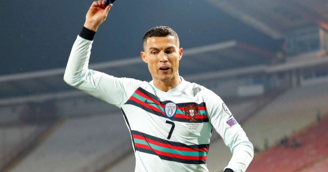 Ronaldo bị đồng nghiệp chế nhạo là Penaldo