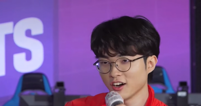 Faker bất ngờ hát 'Idol' cùng dàn mỹ nam BTS