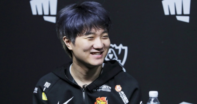 Đồng đội cũ của SofM kí hợp đồng với TSM trị giá 6 triệu đô