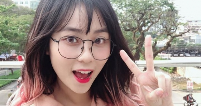 Tròn 25 tuổi, MisThy được tặng bánh sinh nhật 4 triệu