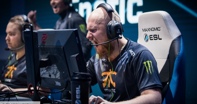 Tuyển thủ CSGO thuộc biên chế Fnatic bị khóa tài khoản