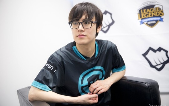 Tuyển thủ đường trên Flame từ giã đấu trường chuyên nghiệp