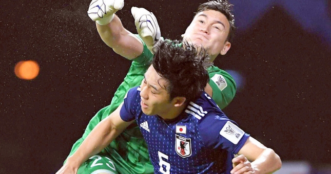 Văn Lâm sẽ ‘mở đường’ cho cầu thủ Việt Nam sang Nhật Bản thi đấu?