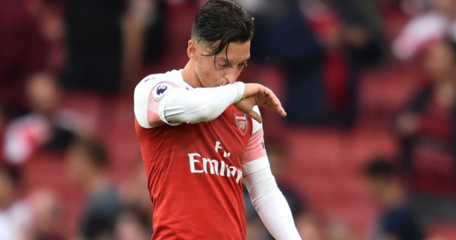 Lo ngại Trung Quốc, Arsenal 'tống cổ' Ozil