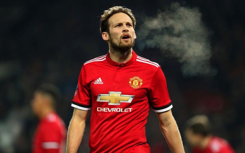 Cựu trụ cột của MU phải rời xa sân cỏ vì bệnh tim