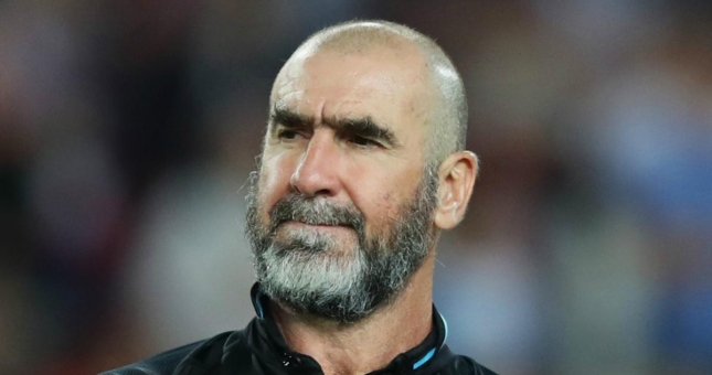 Huyền thoại MU : 'Quỷ đỏ đá bóng như một ông già bất lực!'