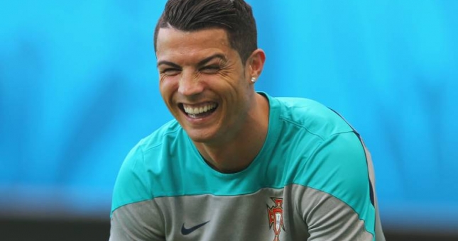 VIDEO: 20 khoảnh khắc hài hước nhất của Ronaldo