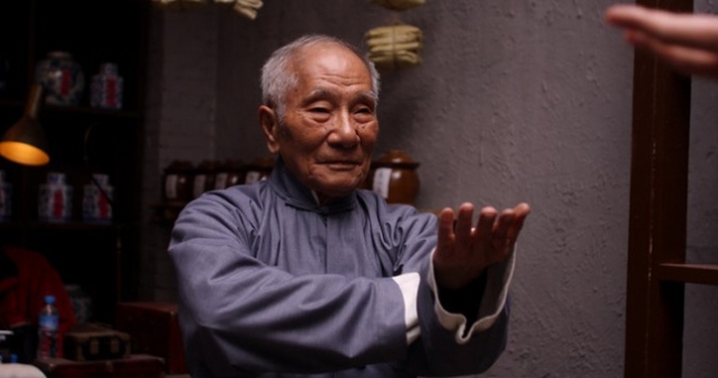 VIDEO: Kinh ngạc với công phu của con trai Diệp Vấn ở tuổi 95