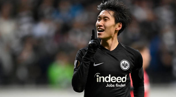 'Tiền bối' Công Phượng 'hủy diệt' đội cũ của Haaland, Minamino