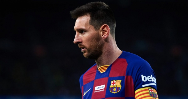 Máy bay của Messi gặp sự cố trên đường đến Tây Ban Nha