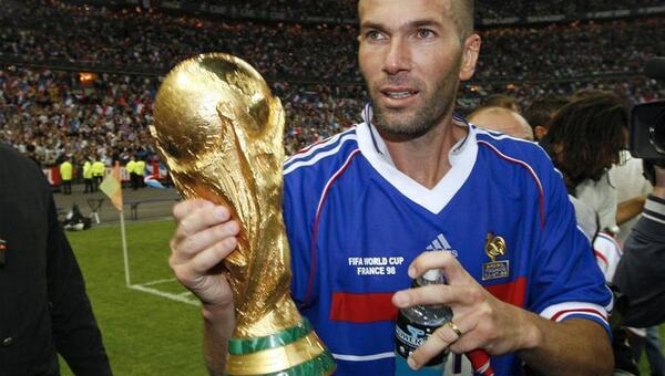 Góc nhìn độc giả: Zidane vĩ đại nhất lịch sử bóng đá