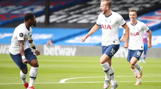 Harry Kane tỏa sáng giúp Tottenham dự cúp châu Âu