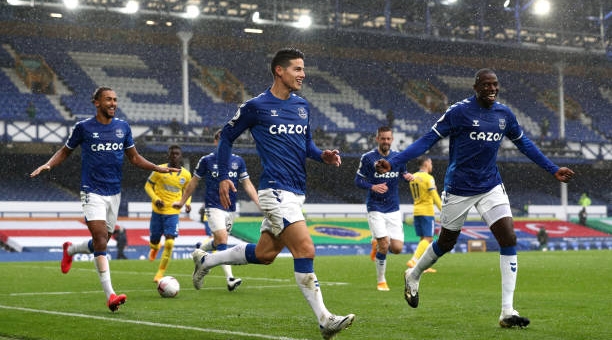James Rodriguez thăng hoa, Everton vươn lên số 1 Ngoại hạng