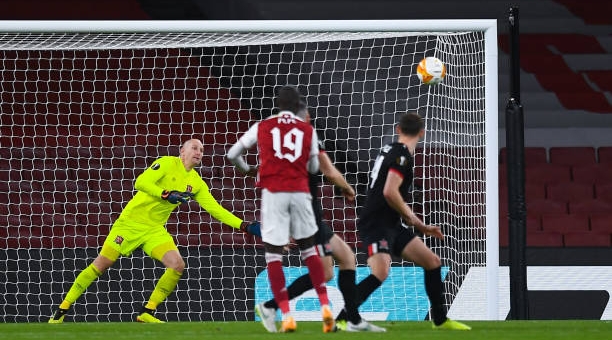 Video bàn thắng Arsenal 3-0 Dundalk: Thắng lợi tưng bừng