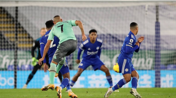 Leicester thua trắng Everton trên sân nhà