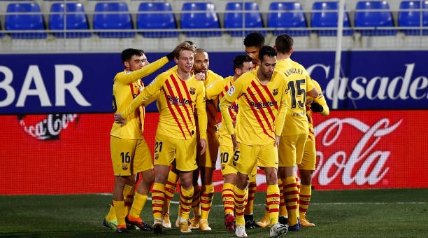 Messi trở lại giúp Barca giành trọn 3 điểm