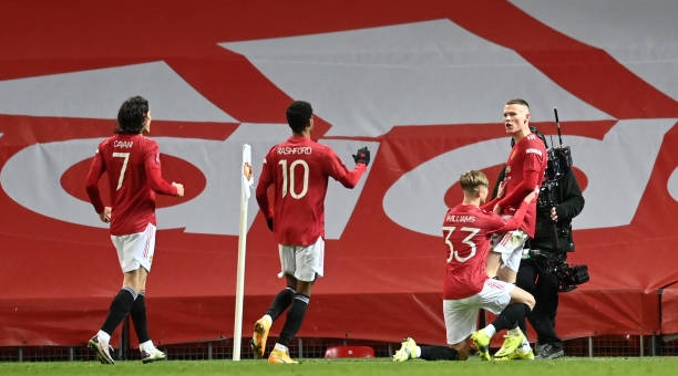 Xác định 8 đội bóng vào tứ kết Cúp FA: Man Utd gặp khó