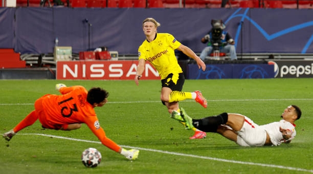 Haaland chói sáng, Dortmund xuất sắc đánh bại Sevilla
