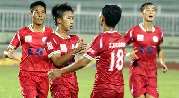 Công Vinh giải thích chuyện thanh lý cầu thủ TP.HCM