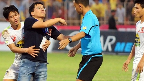 HA.GL xem xét kiện trọng tài Trần Xuân Nguyện