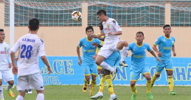 Kết quả, BXH sau vòng 12 V-League 2017: Biến động lớn