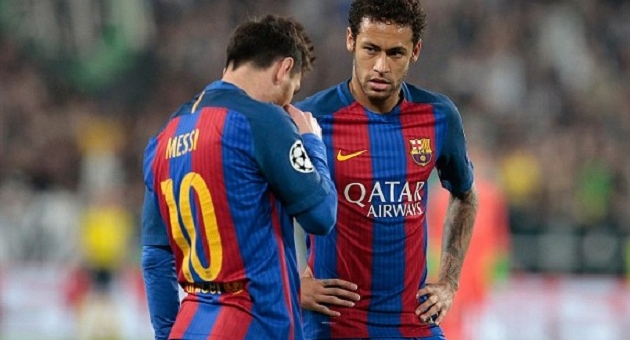 Cựu sao M.U: '5, 6 cầu thủ không xứng đáng khoác áo Barca'