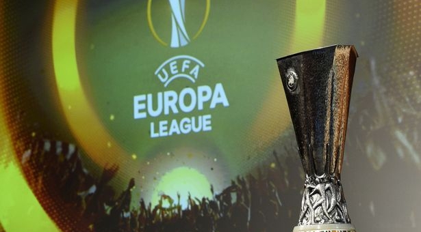 Kết quả bóng đá 21/4: MU vật vã vào bán kết Europa League