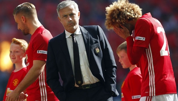 Bóng đá Anh 17/5: Lộ diện cái tên đầu tiên sắp rời MU